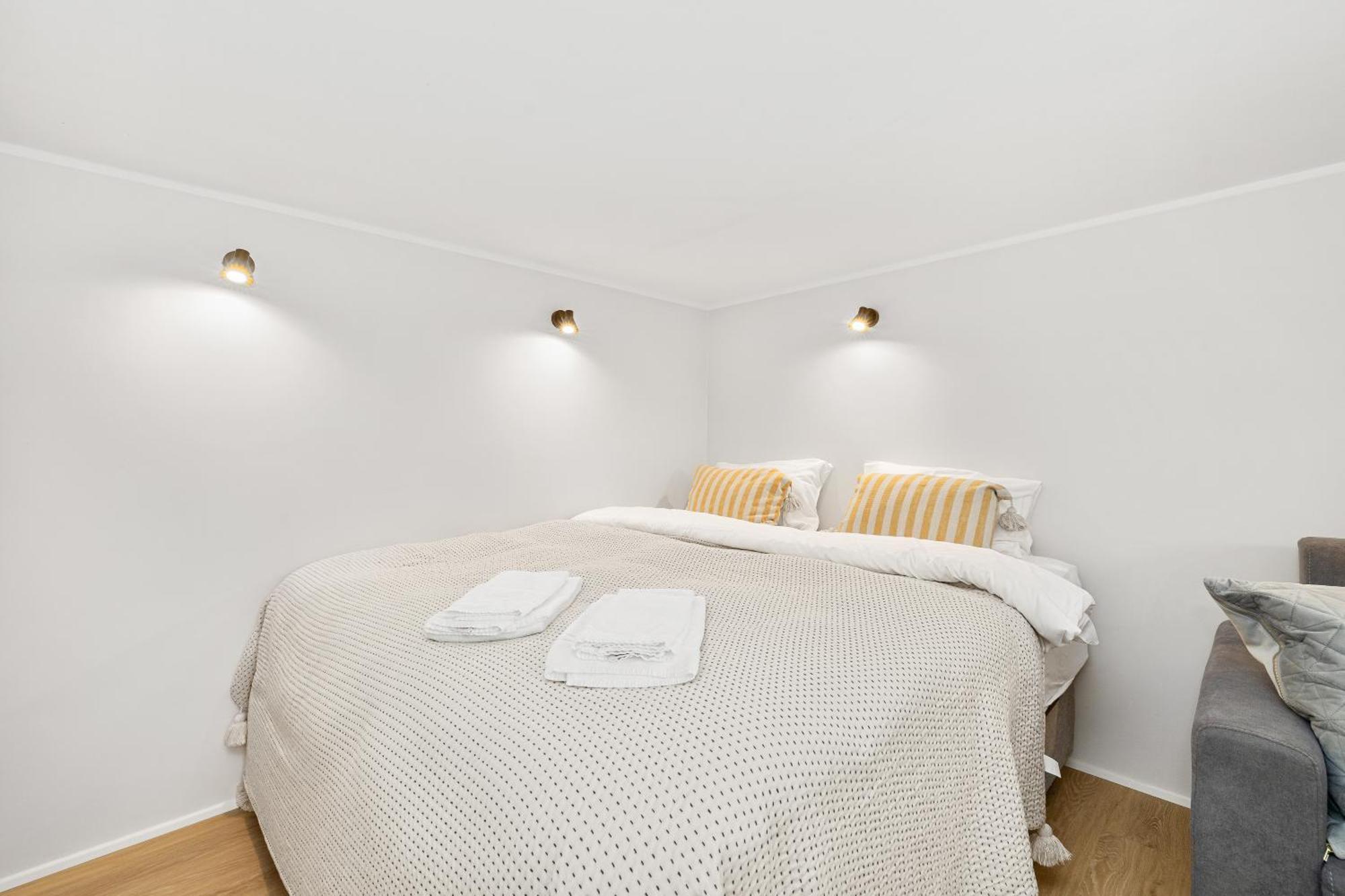 Bright Chic Getaway In The Heart Of The *