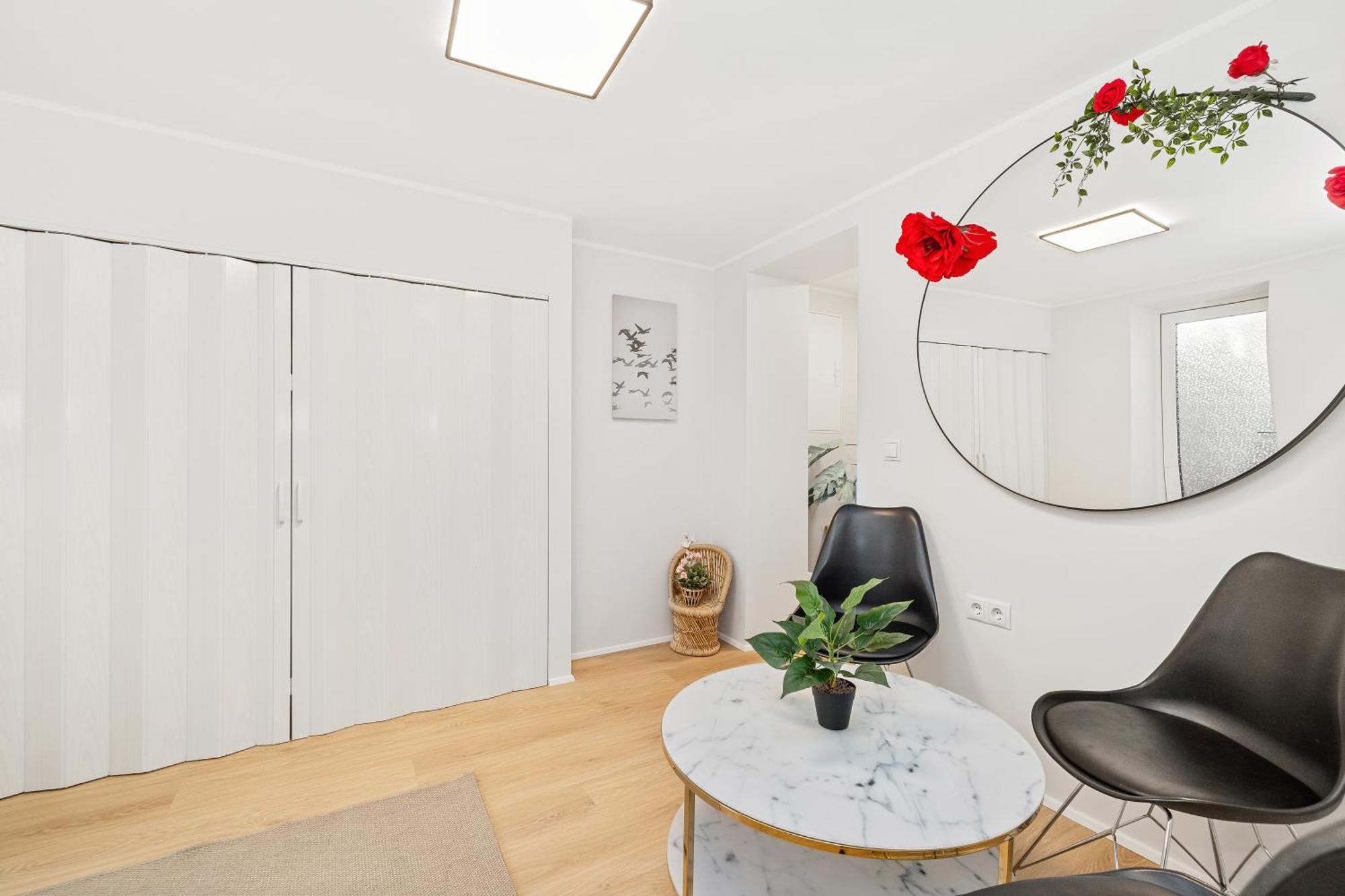 Bright Chic Getaway In The Heart Of The Reykjavík