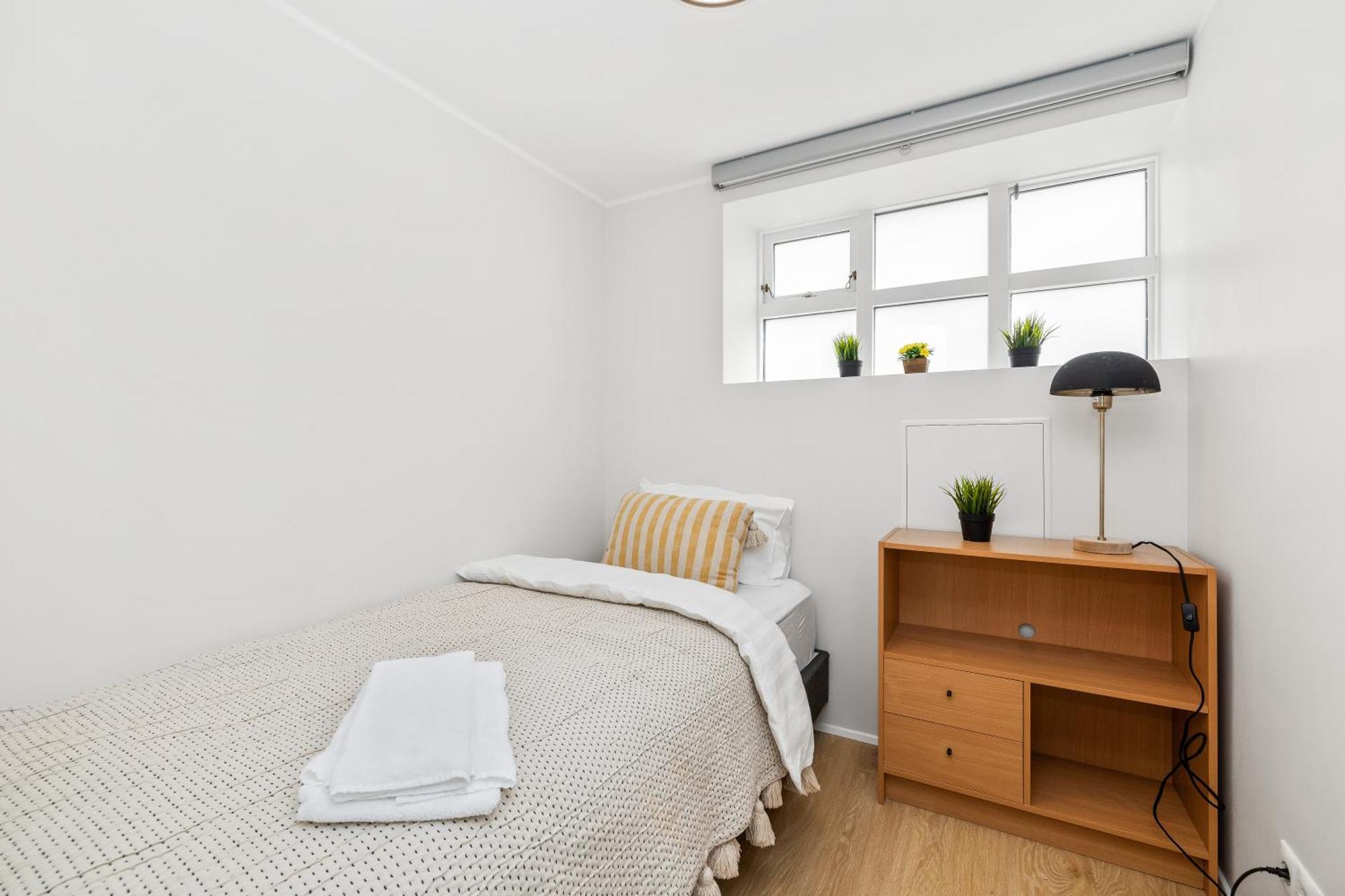 Bright Chic Getaway In The Heart Of The